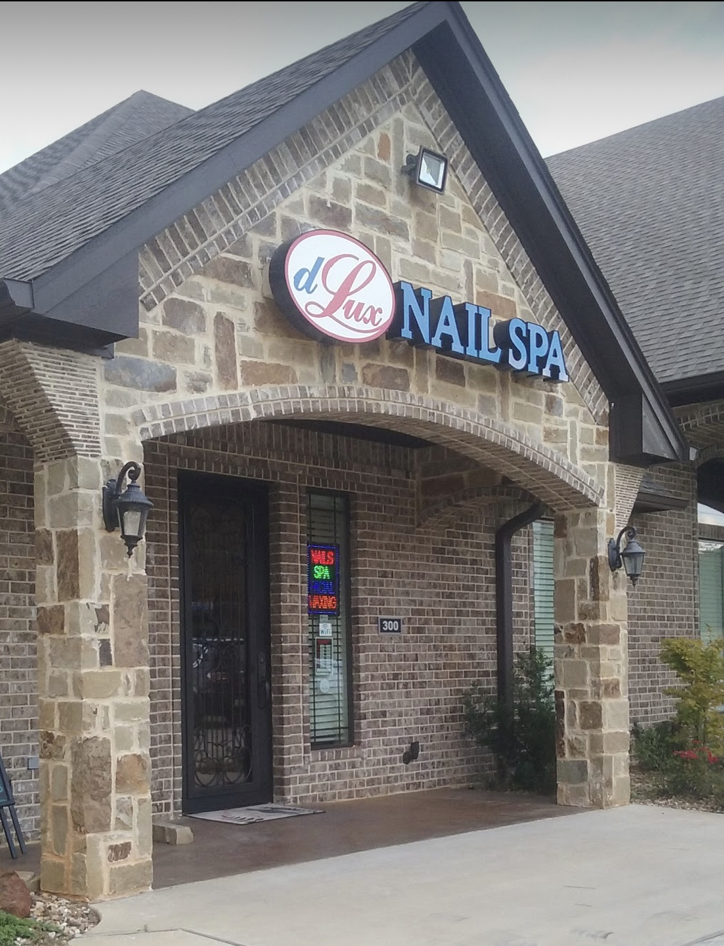 D'Lux Nail Spa By Tracy nail work in Tyler, Texas